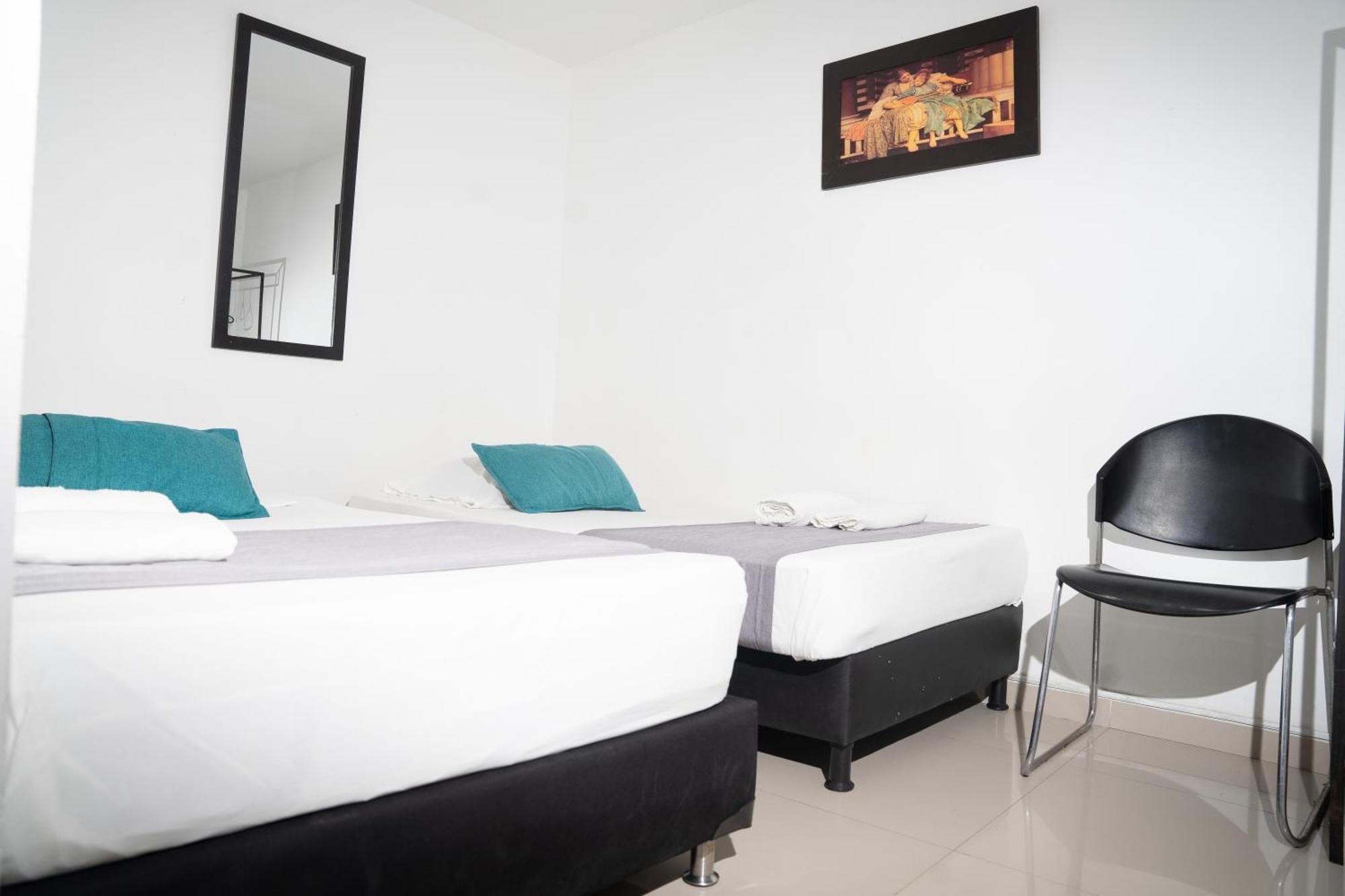 Hotel Laureles De Aburra Medellín Esterno foto